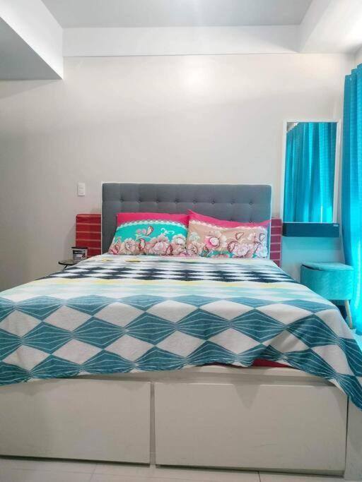 Cubao Manhattanheights U31N Tb, Studio Unit มะนิลา ภายนอก รูปภาพ