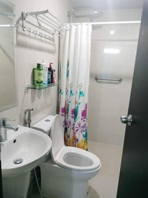 Cubao Manhattanheights U31N Tb, Studio Unit มะนิลา ภายนอก รูปภาพ